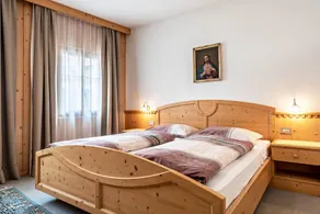 Apartamento vacacional 'Haus Thurn Apartment B' con vistas a la montaña, jardín y wifi - Image 4