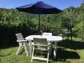 HØJ MONFERRATO STYLE HOUSE I STEN UNDER VINEYARDS - Image 5