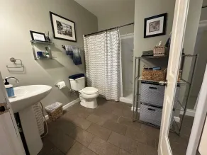 Cozy Private Guest House near Neuse River in Raleigh, Pet-Friendly! Premier Host - Image 3
