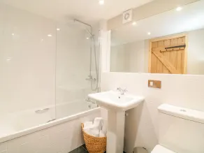 Granero de la casa señorial, CAMELFORD - Image 4