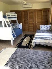 Privates Katama Beach House - Image 5