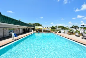 All-New, Huge Pool, 70\" TV, Bunk Beds, Tiki Bar & Grill! - Image 5