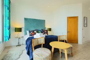 Seaview Enchanting Double Room - Image 3