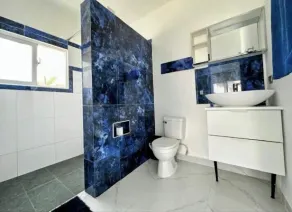 Mariposa Apartments - Image 2