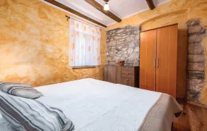 Awesome Home In Labin - Image 4