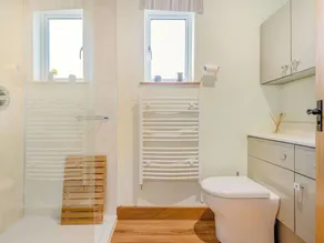 1 bedroom accommodation in Herford - Image 2