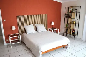 Großes Dorfhaus von 170 m2, mit Garten, für 7 bis 8 Personen - Image 4