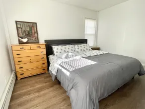 Classic New England 1st Floor 3 BR Downtown Brunswick - Image 5