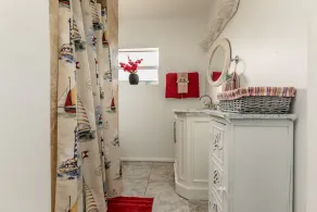 Beautiful  Riverfront Chalet w/ Pool & Boat Dock- Old Florida Fun- Pet Friendly! - Image 3