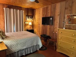 Cozy Cabin in the Woods, near Carolina Horse Park - Image 4