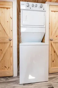 8 All Decked Out, Luxury Tiny House, Boat Parking Mins to Lake Guntersville, Downtown - Image 3