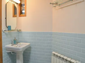 2 bedroom accommodation in Cranford, near Clovelly - Image 3