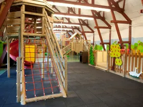 Bungalow in Green Haven of the Netherlands - Image 2