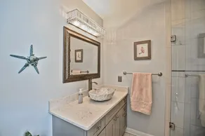 Excellent 4 bed/2 bath house minutes from downtown Bethany Beach! Wifi, Beach Town, Pool, Fitness Center, Kayak Launch, Trolley! - Image 3