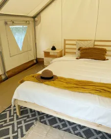 Beautiful Tent at Camp Northern Lights! - Image 3