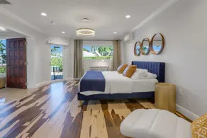 Paradise Lux Waterfront Villa/ Ocean Access w Boat & Jet Ski Rental - Image 3