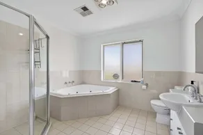 139 Seagull Ave, Hayborough - Image 3