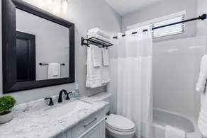 Spacious 6BR Luxury Oasis: Heated Pool, Hot Tub, Game Room & Prime Location! - Image 2