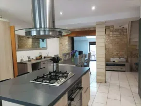 Comfortable town house - Image 5