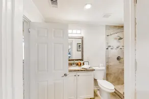 Home near the beach & golf with inviting patio, fireplace, AC, & washer/dryer - Image 3