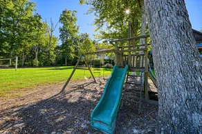 Lakefront home with private hot tub, WiFi, fun rec room, & beach area - Image 5