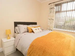 COSY BEE, pet friendly, character holiday cottage in Heysham - Image 5