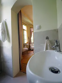 Chateau Leconte, Beautiful Vintage House in Thessaloniki - Image 4