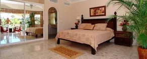Luxury 3BR 3BATH Villa Sleeps 6 - All INCLUSIVE - Image 3