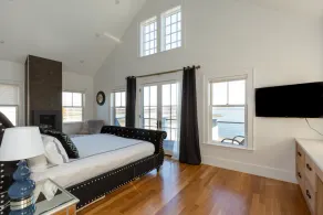 Luxury Oceanfront Bayside Jewel - Image 5