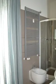 Live Luxuriously in Milan: 4BR/4BA Apartment w/ Triple Kitchen & Living Room - Image 4
