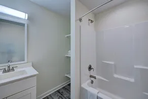 Saltwater Suites, 107 Queen 1st Floor - Image 3