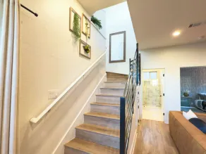 Huge Group Compound in the Heart of ATX - Image 2