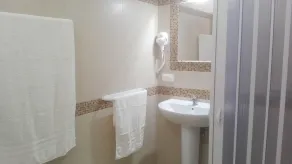 Accommodation at 50 meters. from the sea, 5 minutes from Gallipoli and the Maldives of Salento. - Image 5