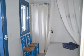 Modern holiday home, very quiet, surrounded by olive groves on a hill - Image 2