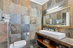 Private Pool * BBQ * 2 min from Palm Beach! - Image 3
