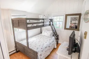 New Seabury Beach Cottage med fantastisk havudsigt, skridt til privat strand - Image 4
