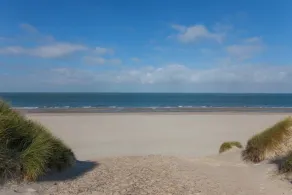Wonderful Beach Holiday Home for 6 - Image 4