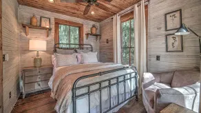 Rum Runner's Cabin w/ docks, pool, & private firepit on Emma's Driftwood Farm - Image 5