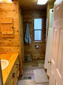 Lakefront Smith Lake Retreat - Private Dock, Paddleboards, Sleeps 8 - Image 3