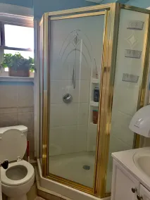 Well-appointed with everything needed - Image 3