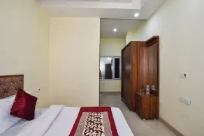 HOTEL SK PLAZA - Image 5