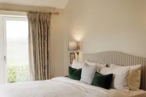West Barn Lodge, Luxury Barn Conversion in South Wiltshire - Sleeps 18 - Image 5