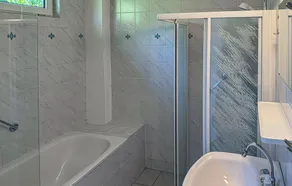 Bonita casa de 3 dormitorios en. - Image 2
