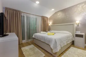 Luxury new modern villa near Zadar, private pool, beach 50m from the house - Image 5