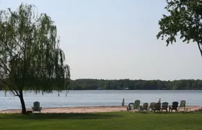 Lakefront 5BR with 300ft private beach, sunsets, firepit, kayak, paddle board - Image 4