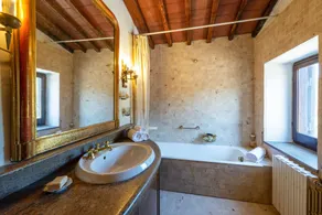 Private, 50-acre estate in Tiber Valley. Fully gated. - Image 2