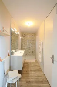 House - Image 2