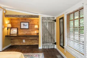 The Peach Bluff | Hot Tub | Gorgeous Bluff Views! - Image 5