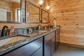 Lakefront Cabin w/ Hot Tub, Boat Dock, WiFi, a Game Room & Firepit - Dogs OK - Image 4
