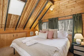 Dog-Friendly A-Frame with Hot Tub and Firepit - Image 5